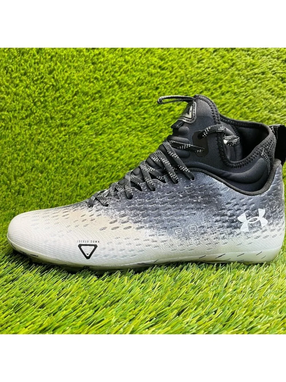 Under Armour Spotlight Lux MC 2.0 Mens Size 10.5 Black White Football Cleats